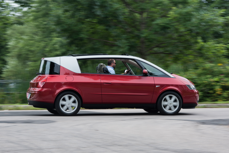 Illustration for article titled The 2002 Renault Avantime Is The Stuff Of A Child's Imagination
